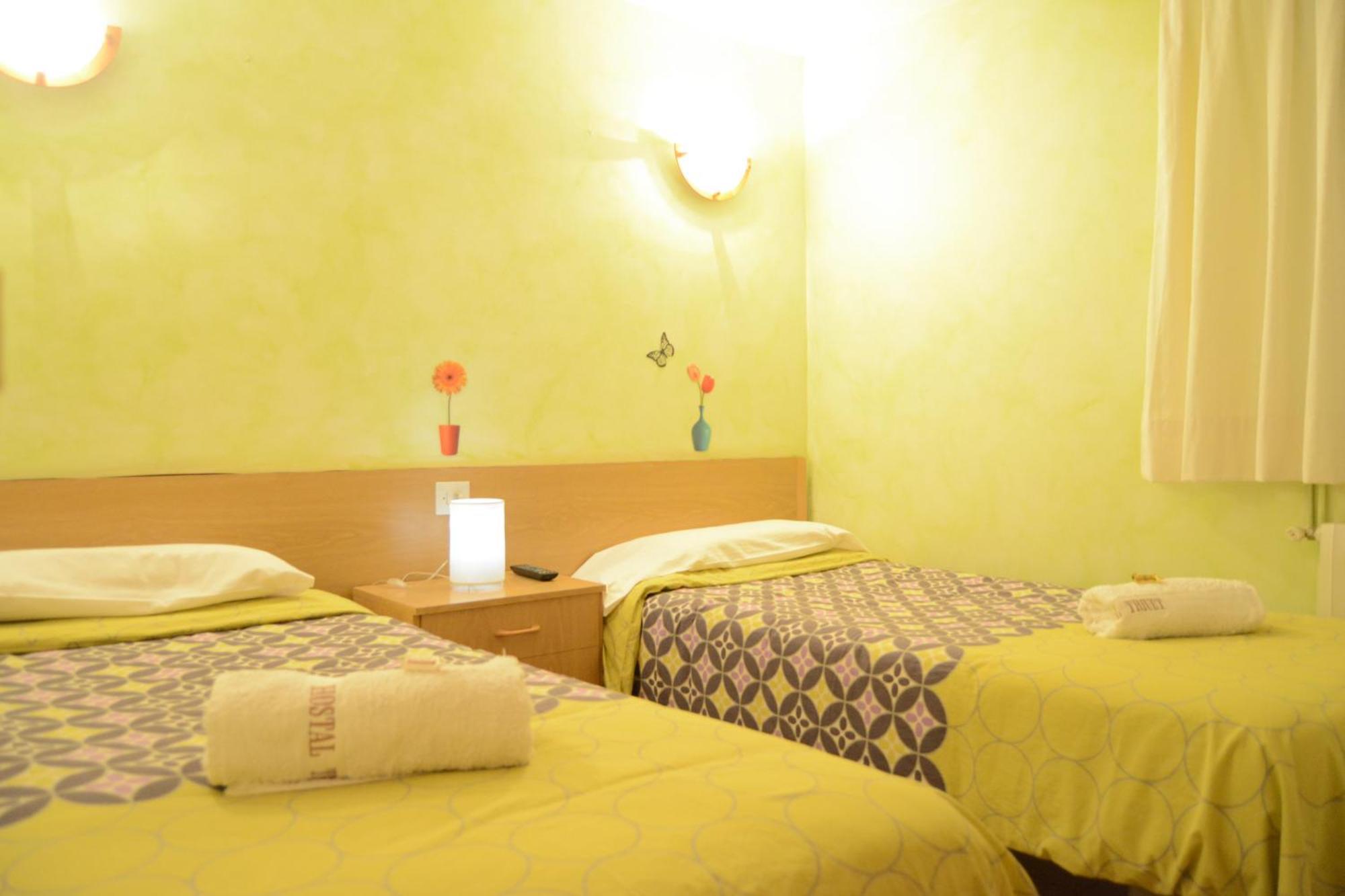 Hostal La Cuineta De Cal Triuet Gósol Oda fotoğraf